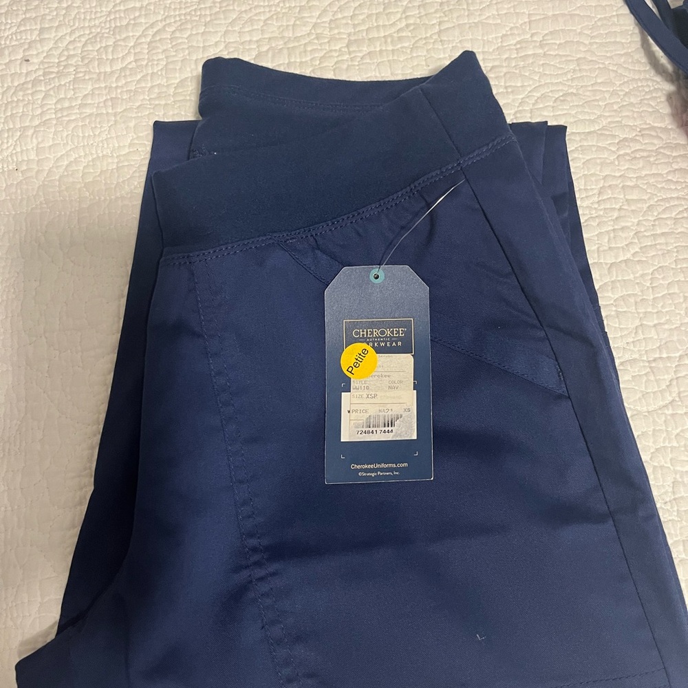Cherokee Women's Navy Scrubs - Picture 5 of 8